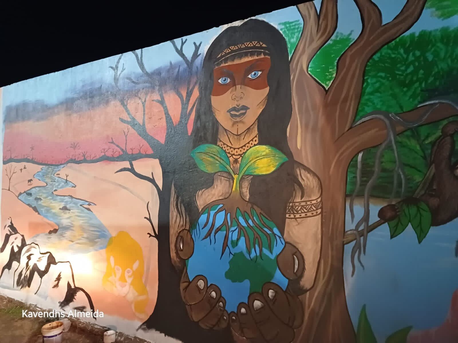 Brésil : en préparation de leurs actions Power Up, les populations locales ont peint des fresques et planté des arbres à Silves, où elles sont en lutte contre le gaz fossile en Amazonie. Crédit photo : Kavendhs Almeida